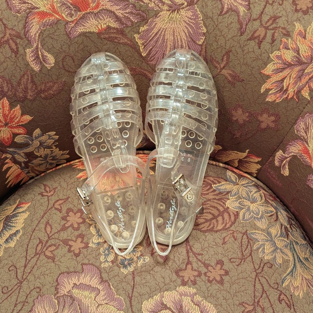 Clear Fisherman Jelly Sandals - Woven Pattern and Flat Sole